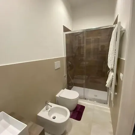 Centro アパート レッチェ